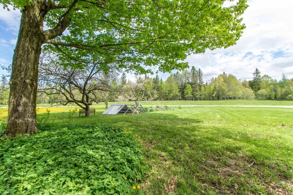 174 Andrews Road Holland VT 05830