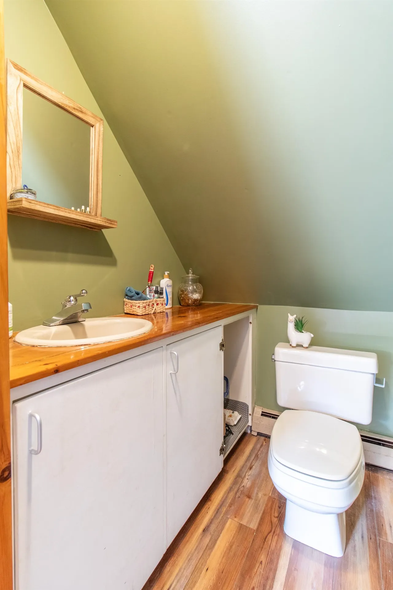 174 Andrews Road Holland VT 05830