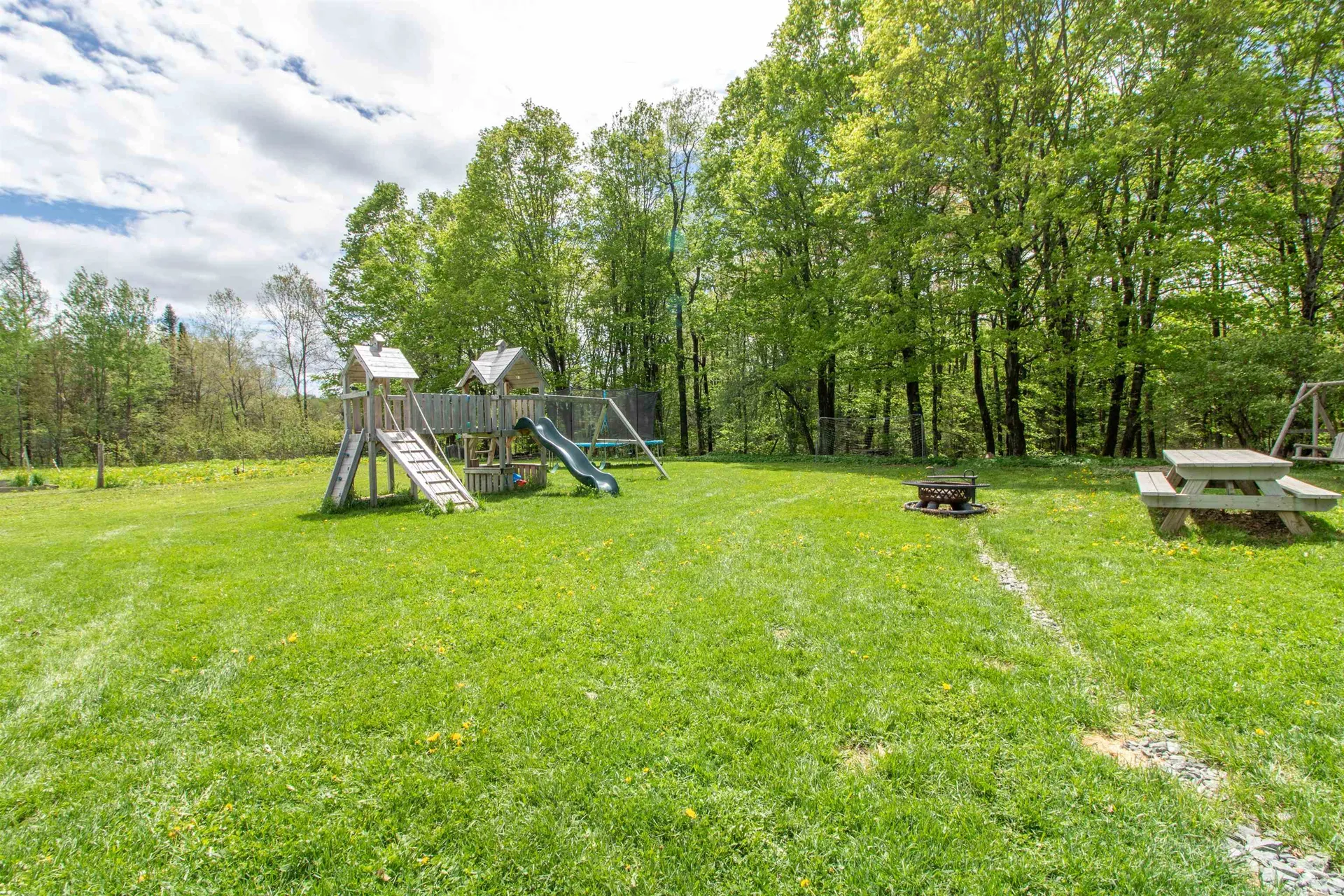 174 Andrews Road Holland VT 05830