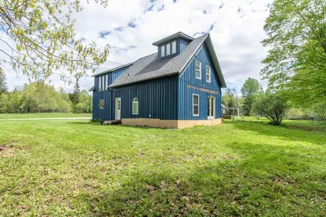 174 Andrews Road Holland VT 05830