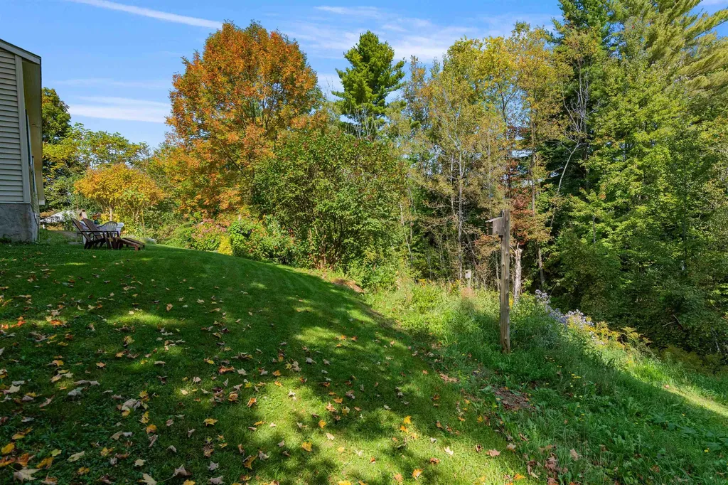 71 Scottsdale Road Newport City VT 05855