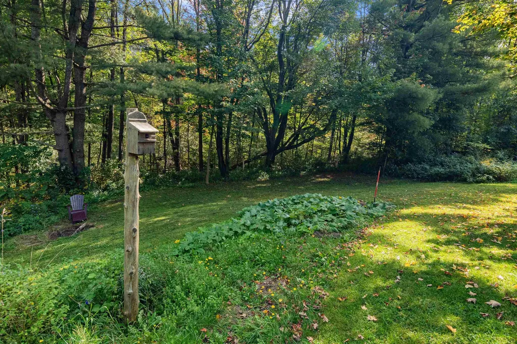 71 Scottsdale Road Newport City VT 05855