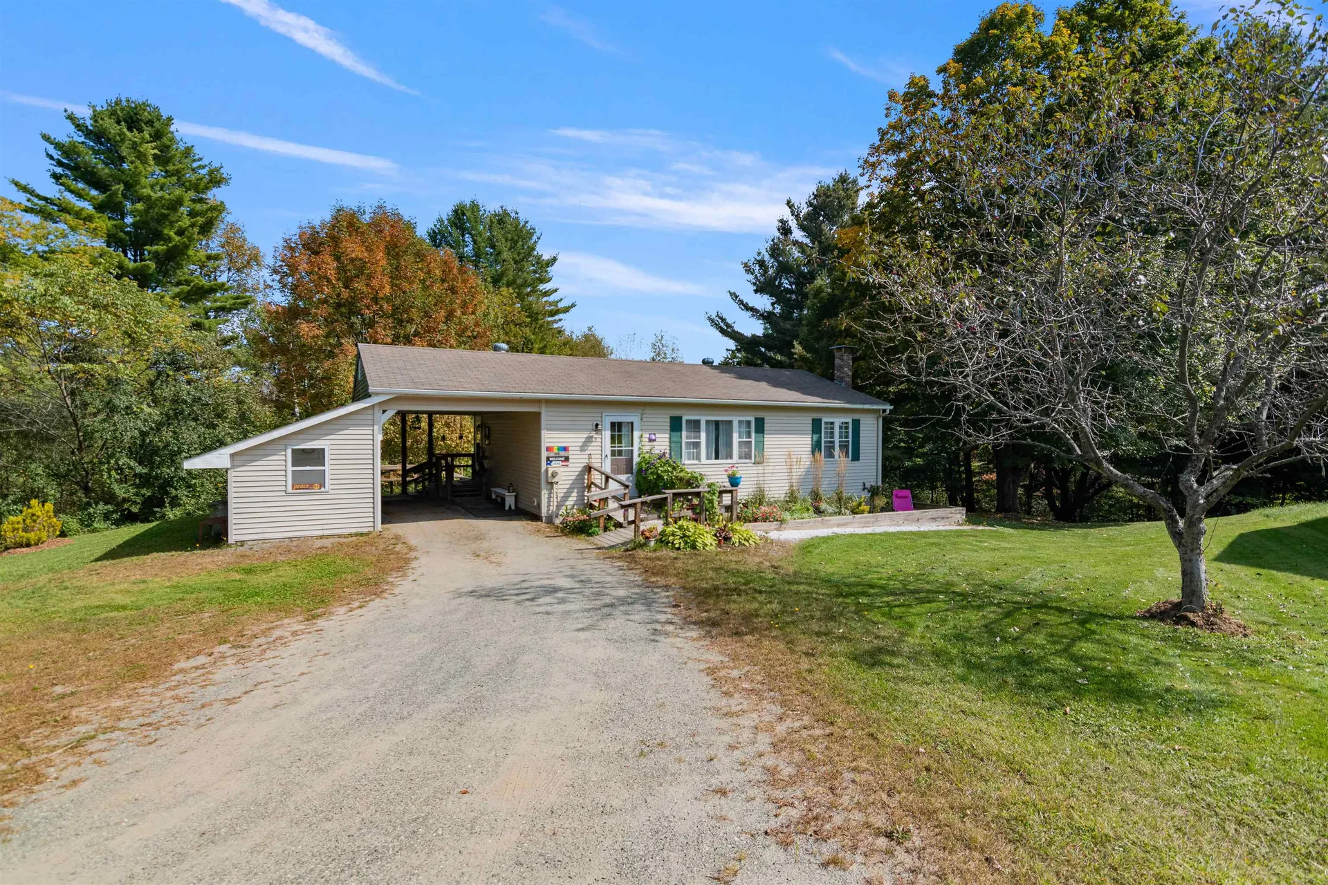 71 Scottsdale Road Newport City VT 05855