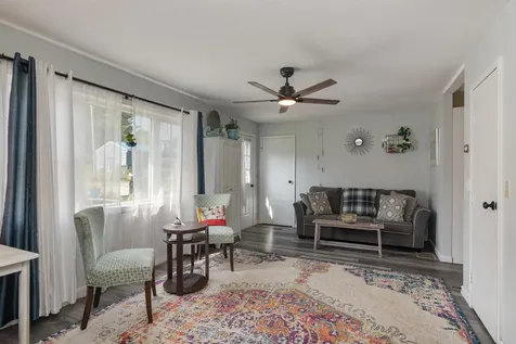 71 Scottsdale Road Newport City VT 05855