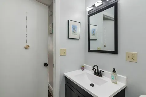 71 Scottsdale Road Newport City VT 05855