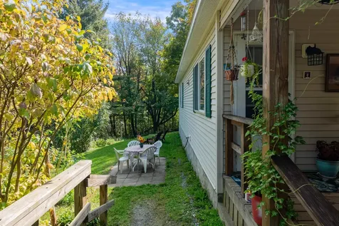 71 Scottsdale Road Newport City VT 05855