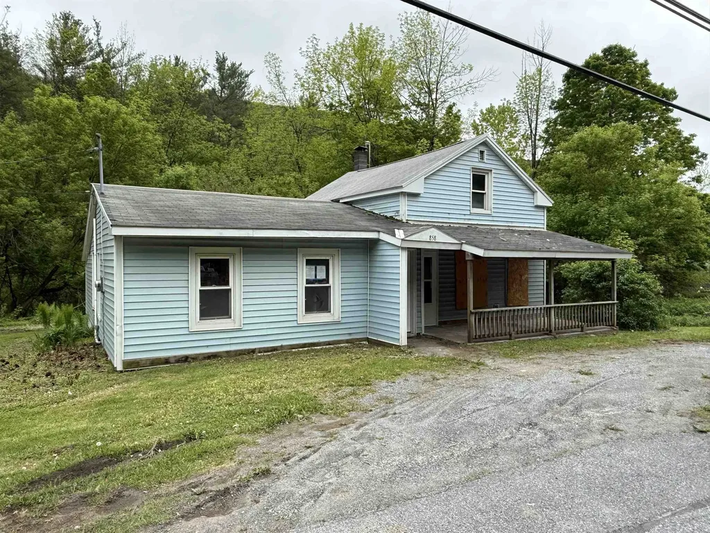 858 Vt Route 9 Woodford VT 05201