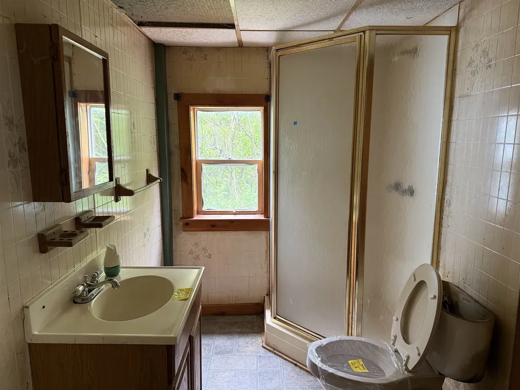 858 Vt Route 9 Woodford VT 05201