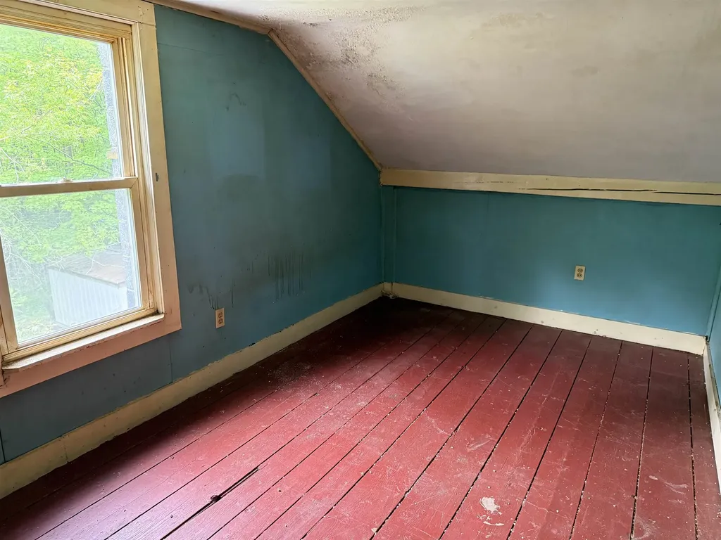 858 Vt Route 9 Woodford VT 05201