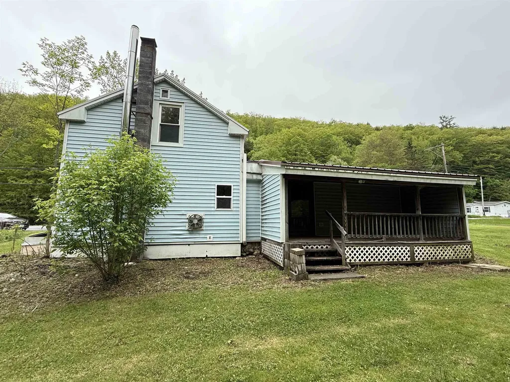 858 Vt Route 9 Woodford VT 05201