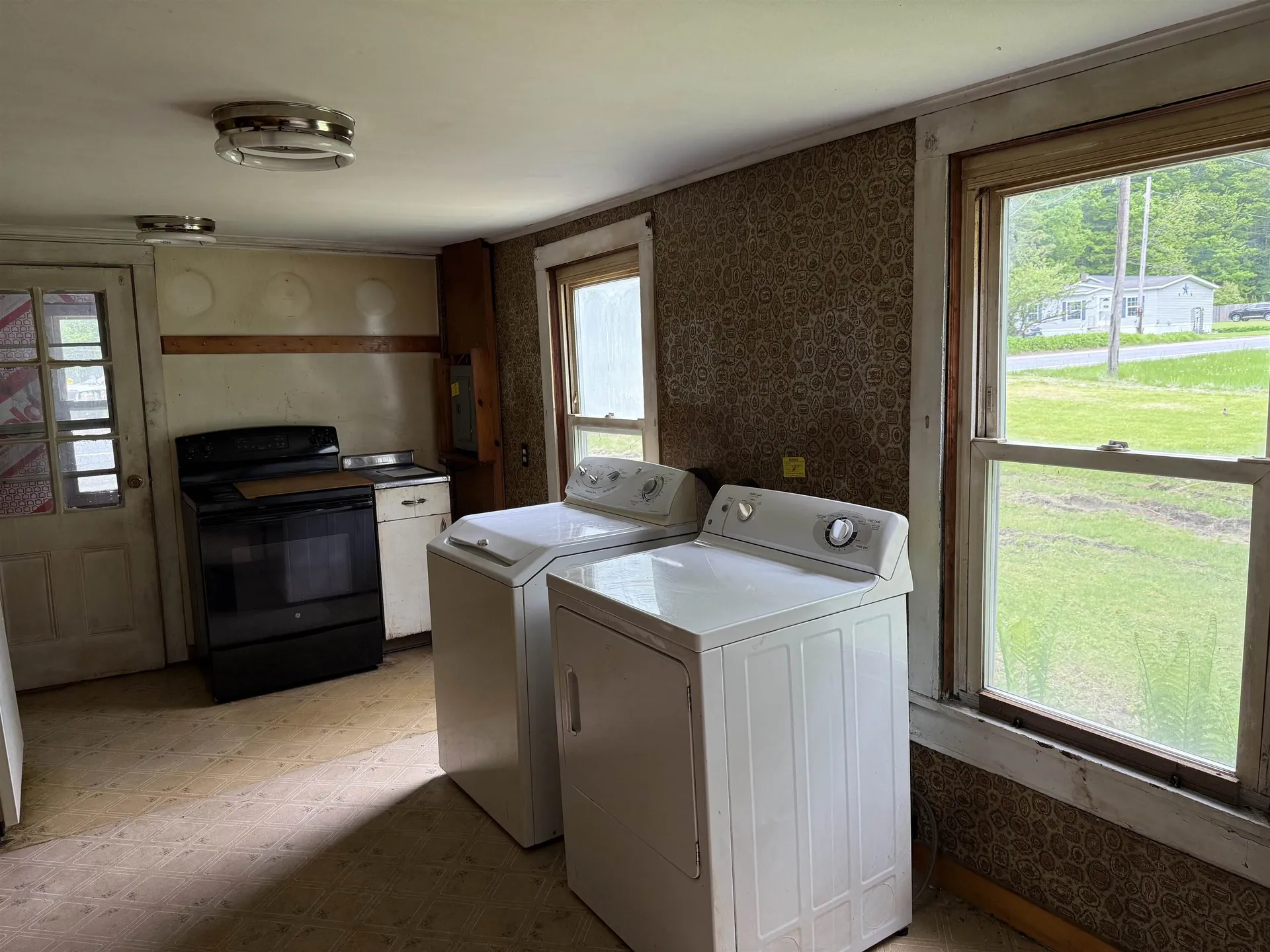 858 Vt Route 9 Woodford VT 05201