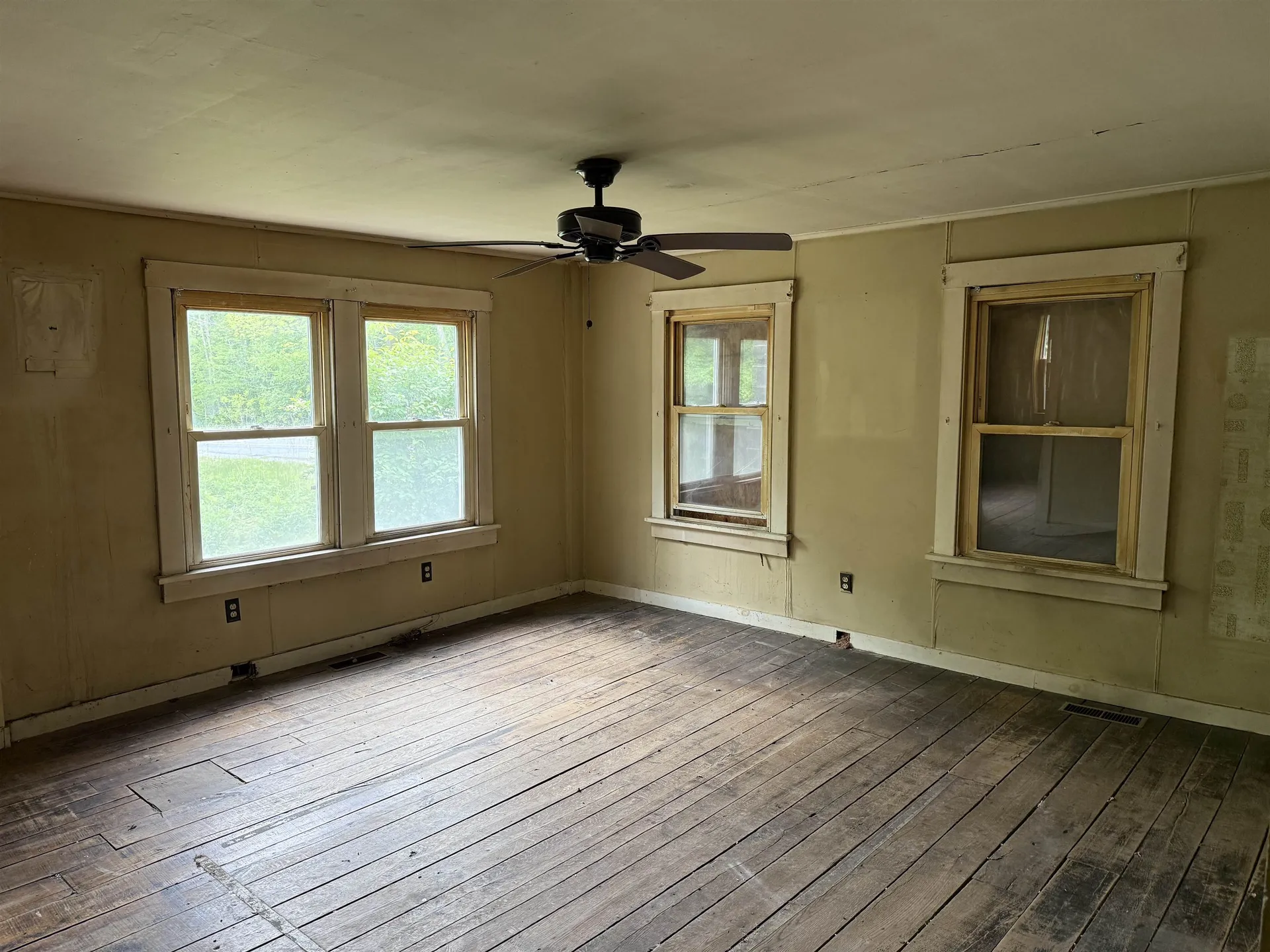 858 Vt Route 9 Woodford VT 05201