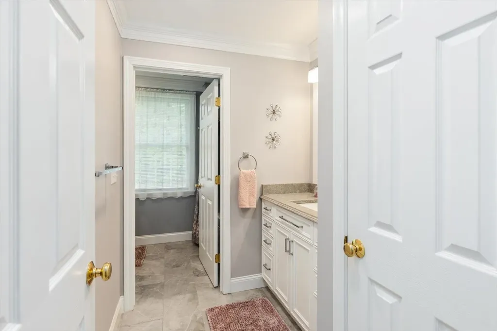 2 Cortland Road Milford NH 03055
