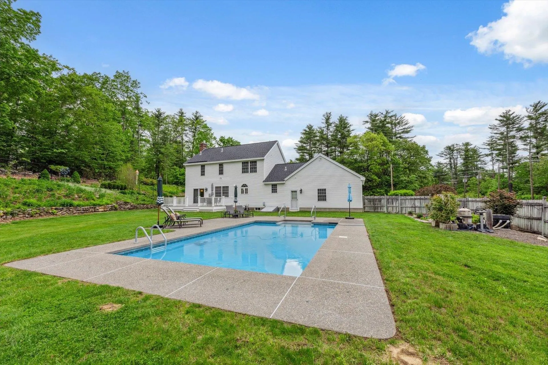 2 Cortland Road Milford NH 03055