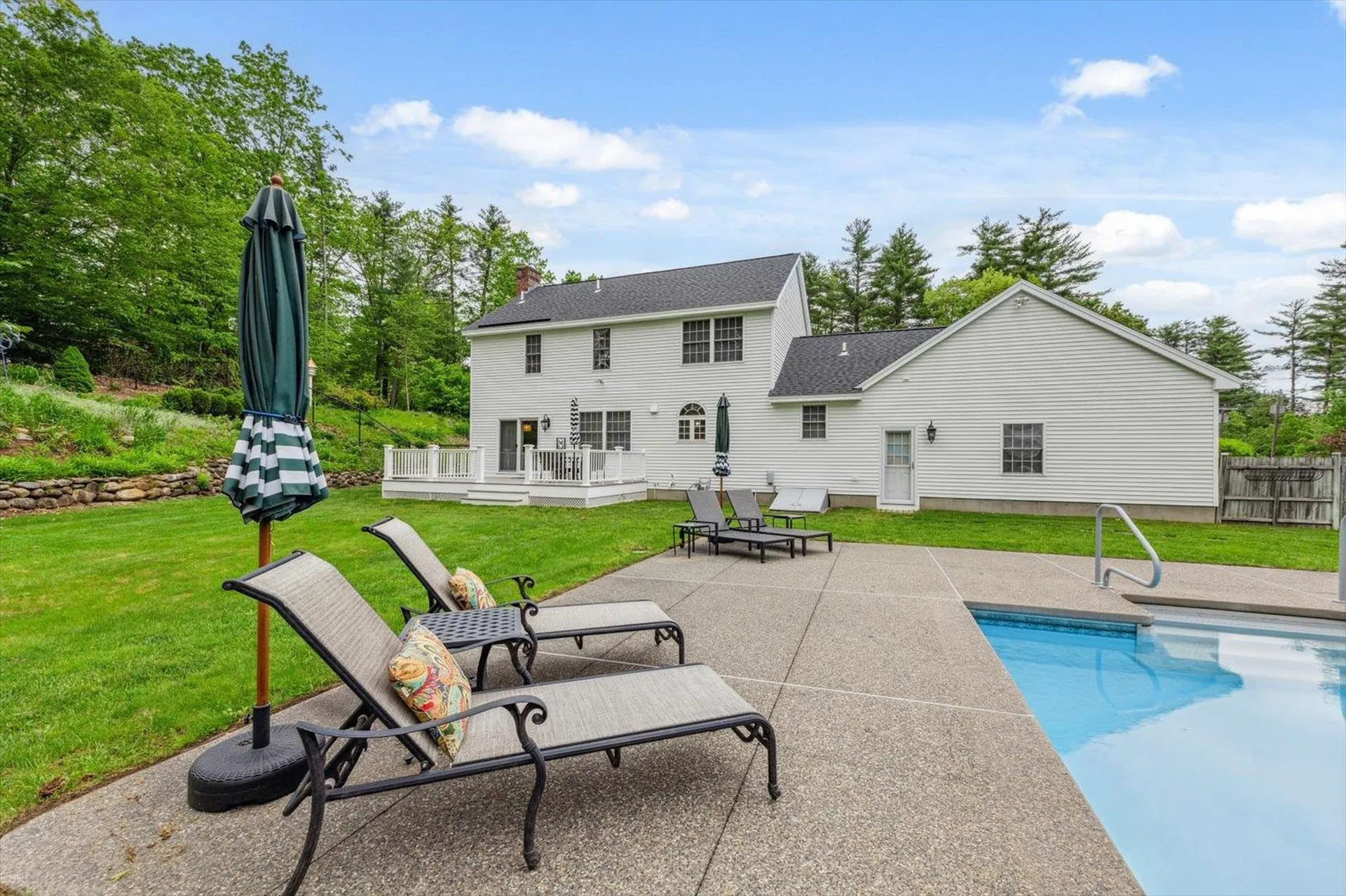 2 Cortland Road Milford NH 03055