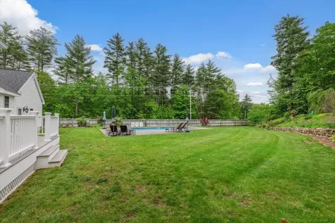 2 Cortland Road Milford NH 03055