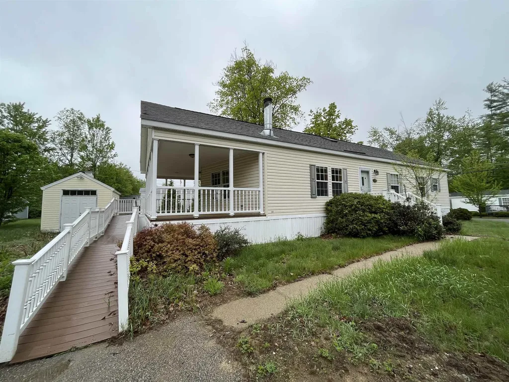 11 Firelite Road Conway NH 03818