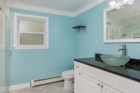 240 Leda Avenue Manchester NH 03104-4158