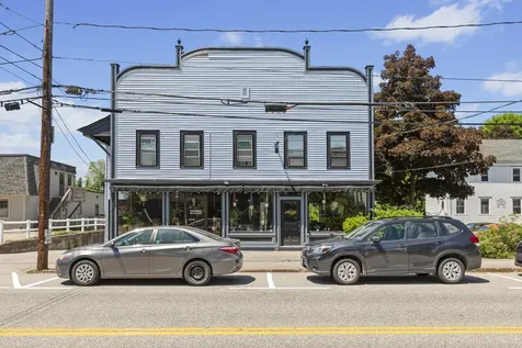 20 Washington Street Conway NH 03818-6042
