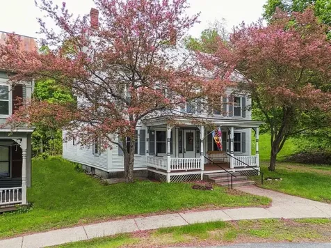 9 North Common Chelsea VT 05038