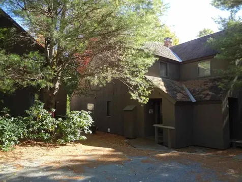 18 Island View Grantham NH 03753