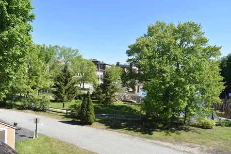 11 Creighton Street Newmarket NH 03857