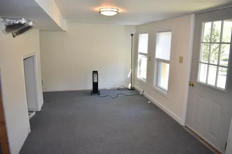 11 Creighton Street Newmarket NH 03857