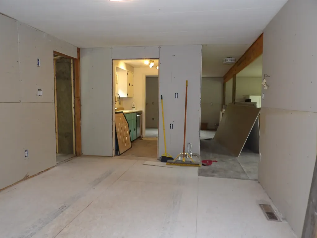 22 Morrill Hill Road Andover NH 03216