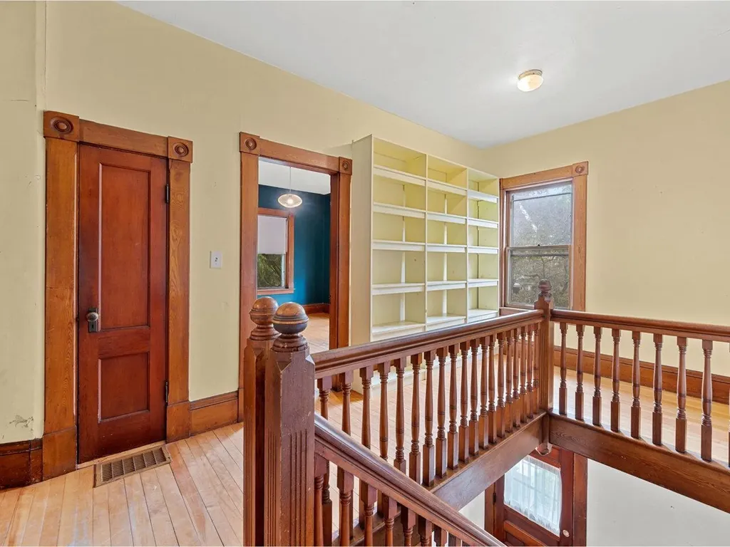 27 Ridge Street Montpelier VT 05602