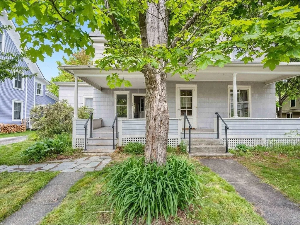 27 Ridge Street Montpelier VT 05602