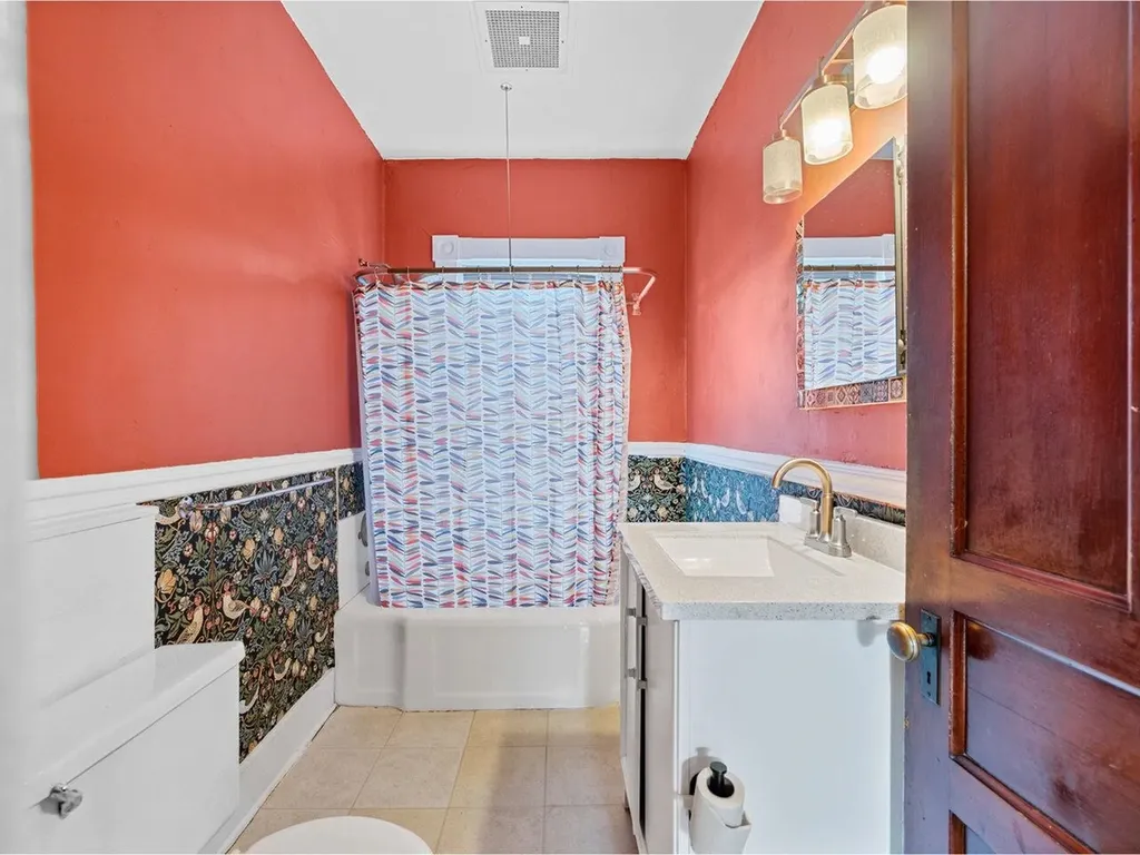 27 Ridge Street Montpelier VT 05602