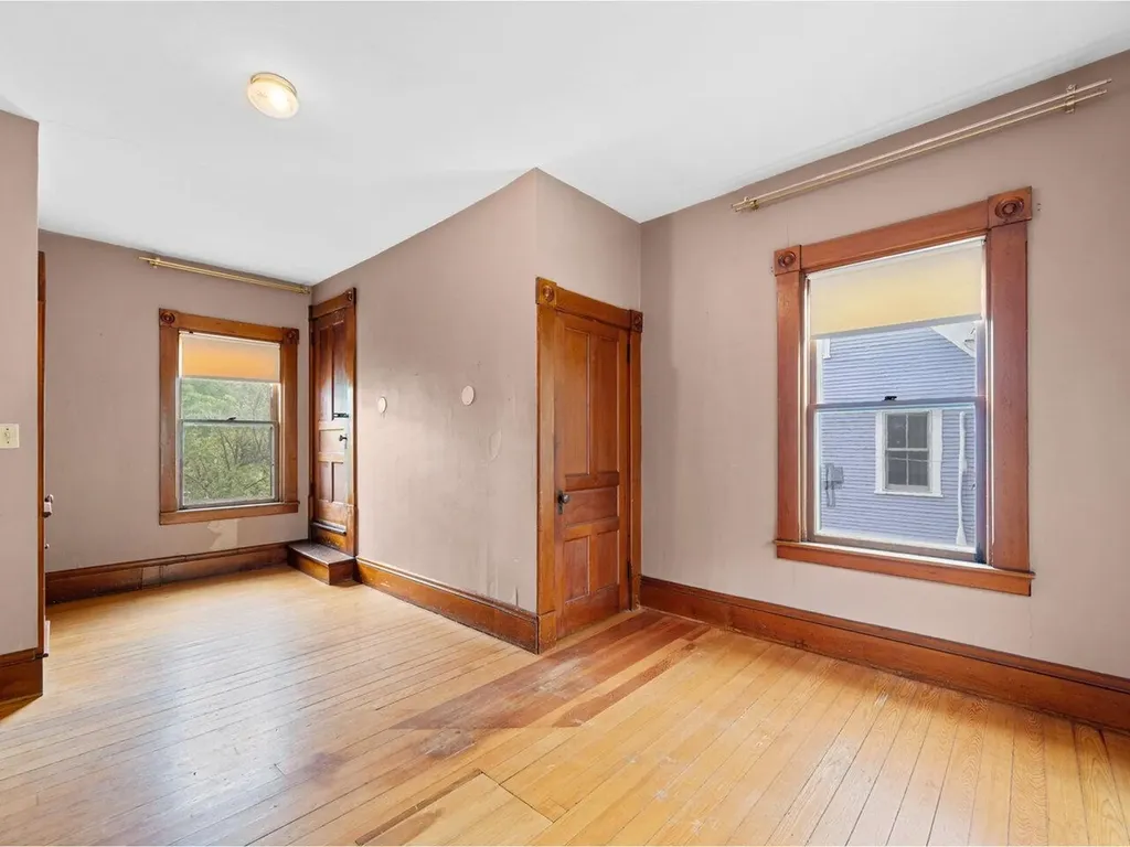 27 Ridge Street Montpelier VT 05602