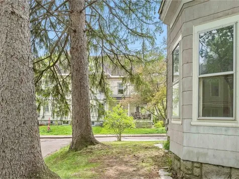 27 Ridge Street Montpelier VT 05602