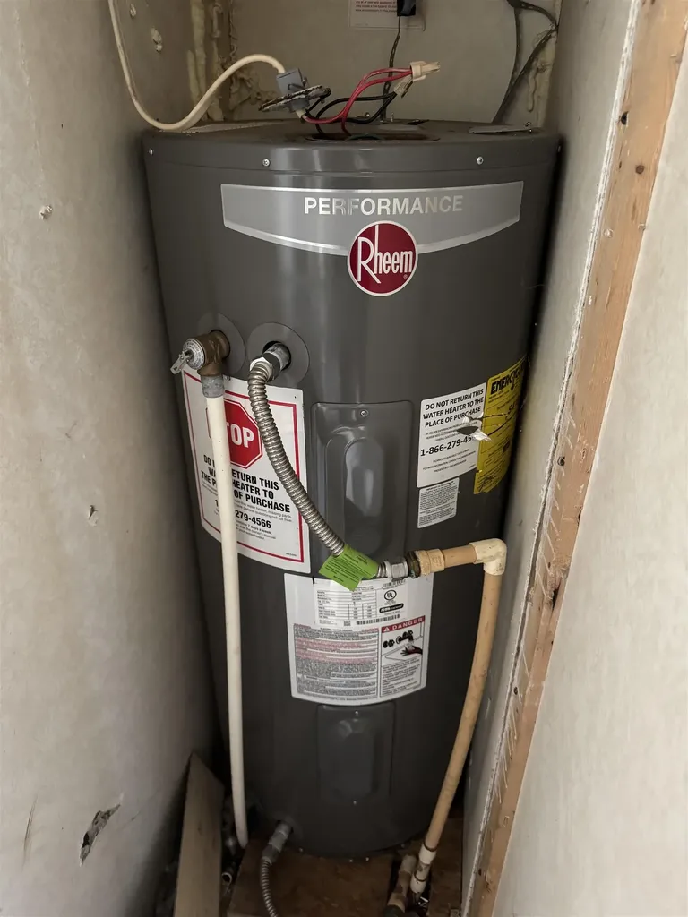 3 Gateway Drive Hinsdale NH 03451