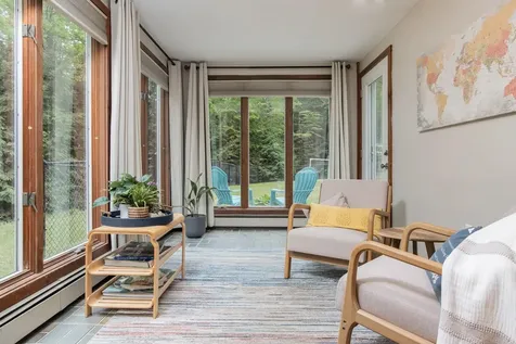 27 Grafton Drive Bedford NH 03110