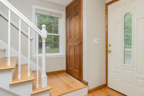 27 Grafton Drive Bedford NH 03110