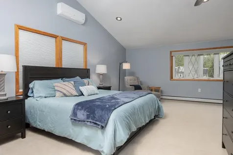 27 Grafton Drive Bedford NH 03110