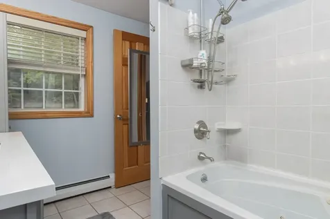 27 Grafton Drive Bedford NH 03110