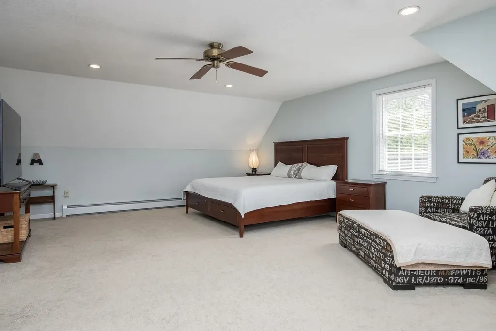 5 Heidi Lane Bow NH 03304