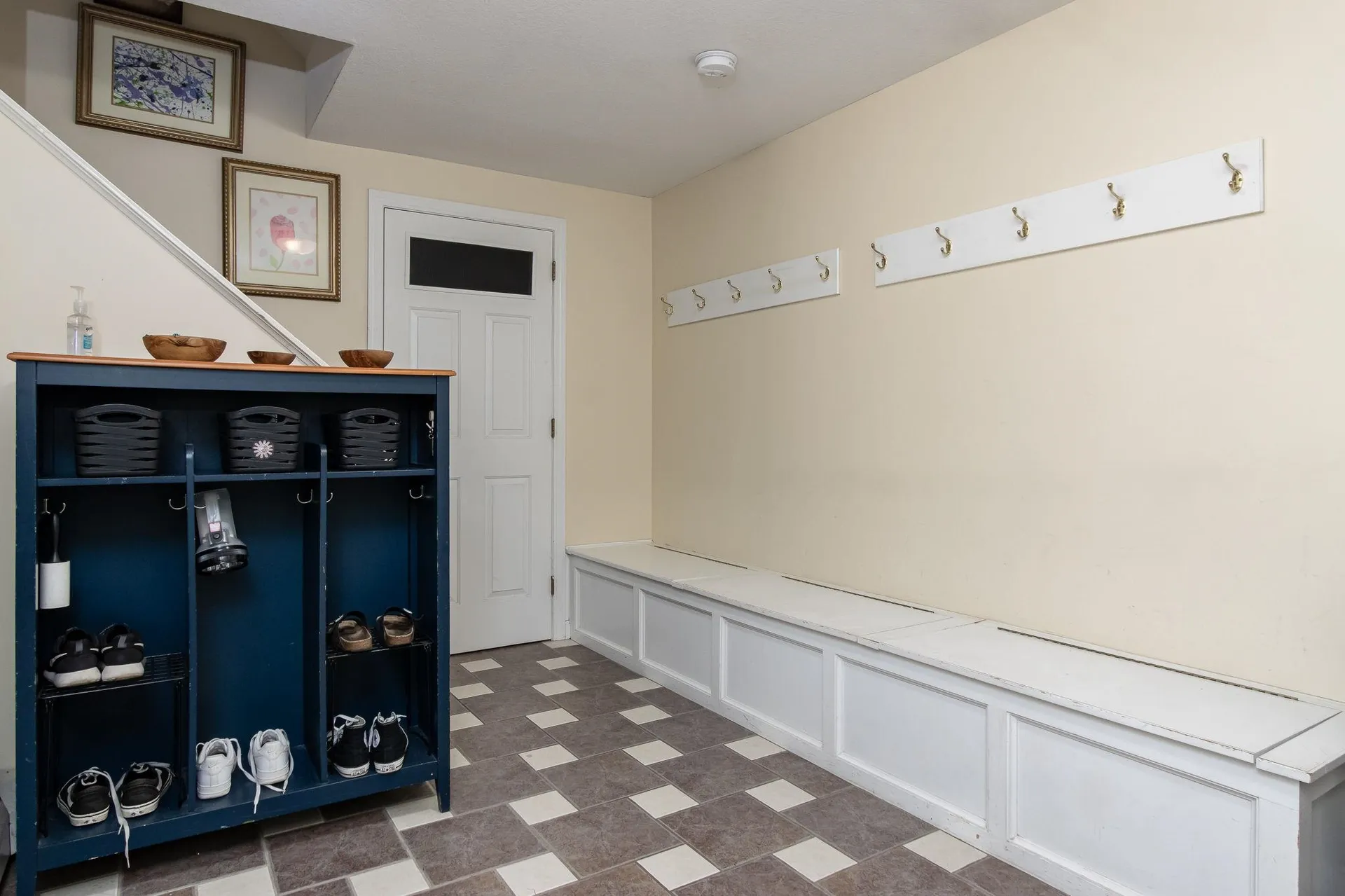 5 Heidi Lane Bow NH 03304