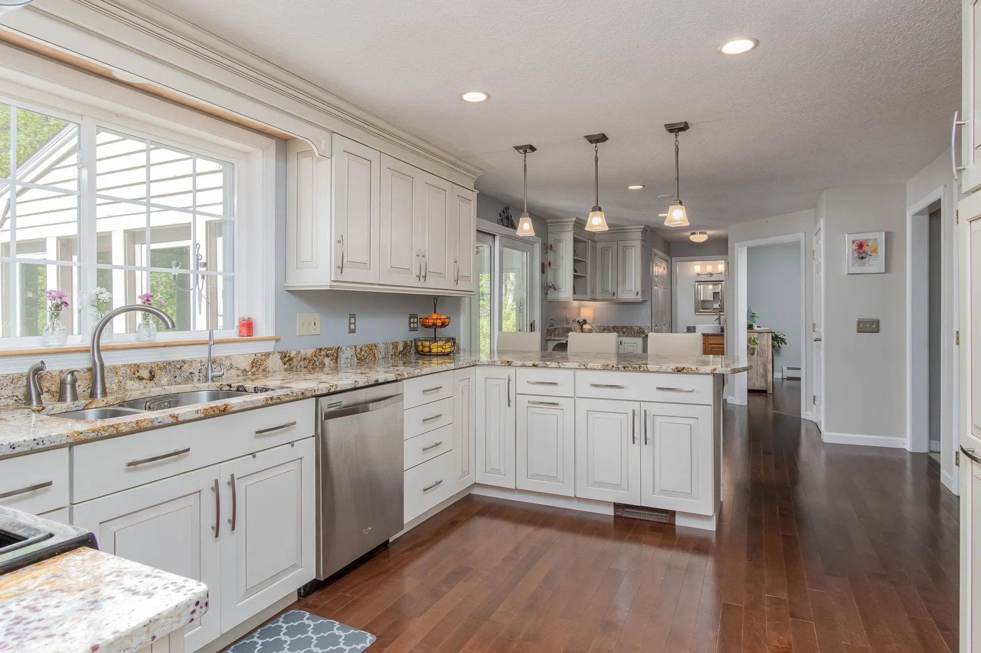 5 Heidi Lane Bow NH 03304