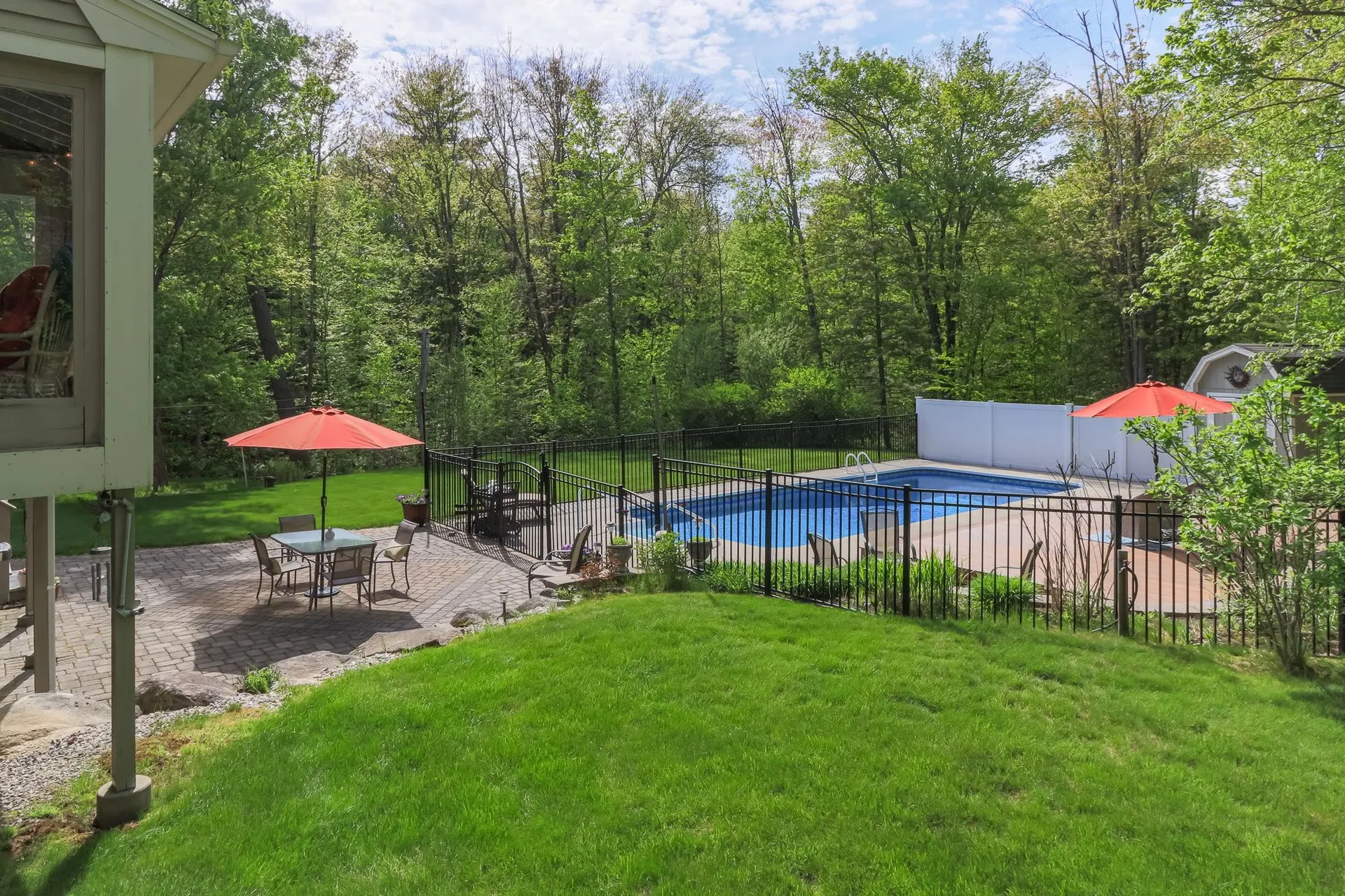 5 Heidi Lane Bow NH 03304