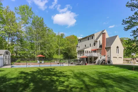 5 Heidi Lane Bow NH 03304