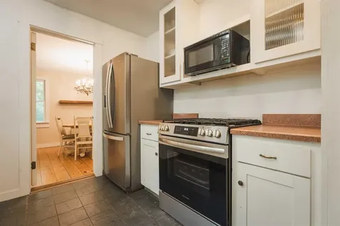 16 Miller Lane Newfane VT 05345