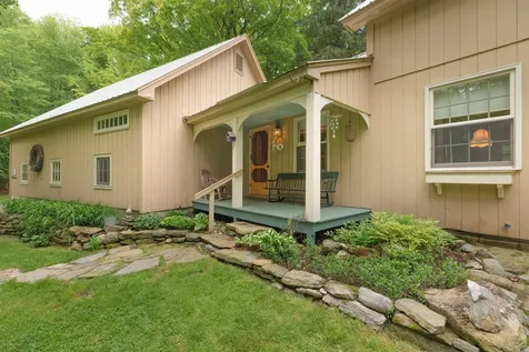 16 Miller Lane Newfane VT 05345