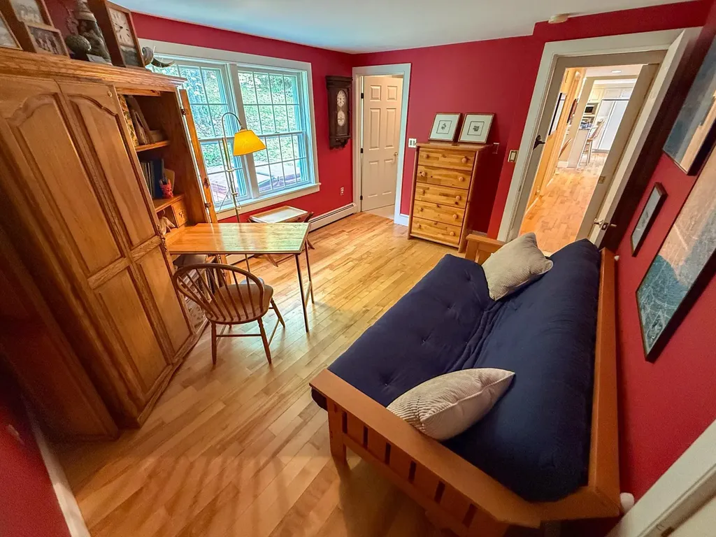 14 Maries Way Lebanon NH 03766