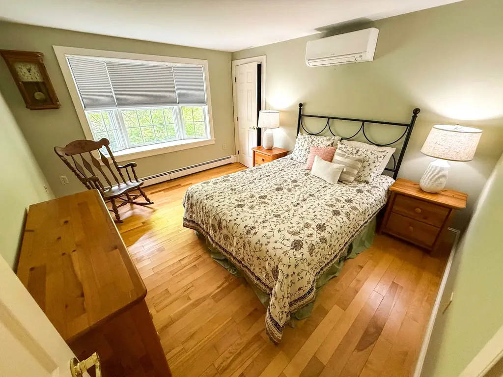 14 Maries Way Lebanon NH 03766