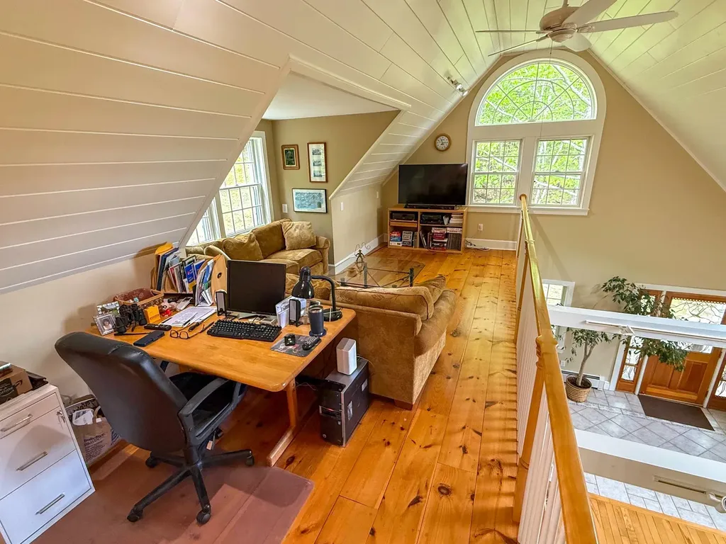 14 Maries Way Lebanon NH 03766