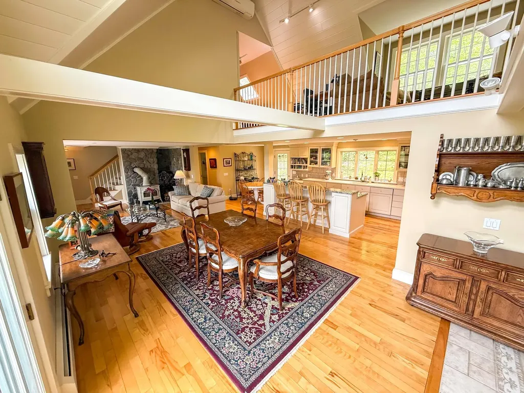 14 Maries Way Lebanon NH 03766