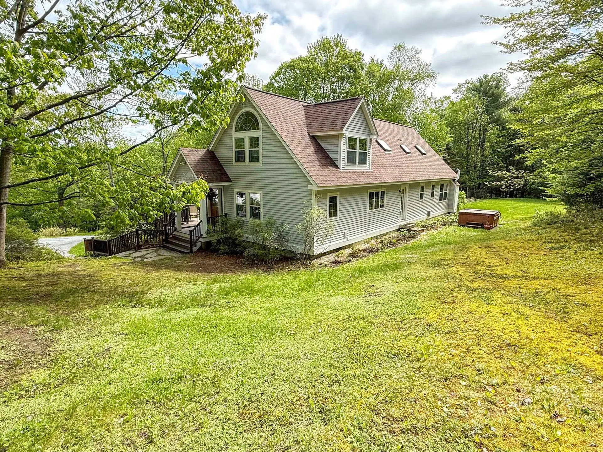 14 Maries Way Lebanon NH 03766